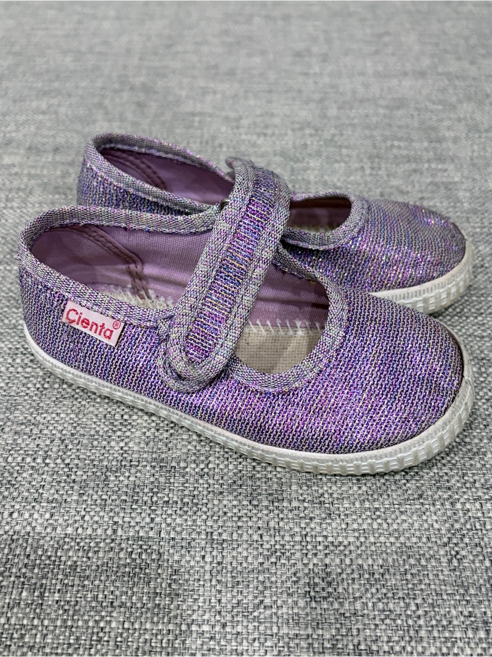 Cienta Kids Sparkle Purple Mary Jane Sneakers with Velcro